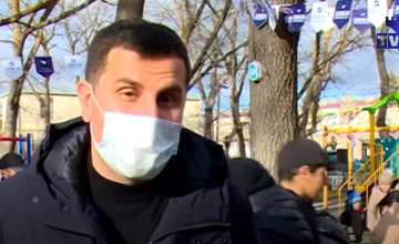 ძალიან სწორია, ვაქცინირებულ ადამიანებს 200 ლარიანი წახალისება რომ აქვთ - ბესიკ ამირანაშვილი