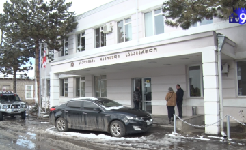 საკრებულოდან გათავისუფლებული თანამშრომლების სასამართლო პროცესი გადაიდო