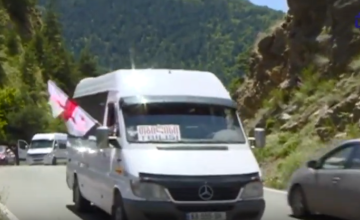 ოპოზიციის მხარდამჭერებს თელავში არ უშვებენ