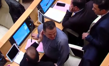 ფეხებზე მკიდია, დავბრიდავ მაგ,,, - გედევან ფოფხაძე დეპუტატს დაუპირისპირდა