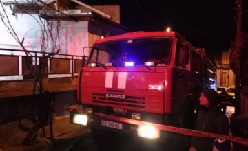 ბორჯომში 5 სულიან ოჯახს სახლი დაეწვა