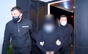 ახალქალაქის ავტოსადგურის დირექტორი ყალბი დოკუმენტების დამზადების და მოსყიდვის ბრალდებით დააკავეს