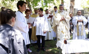 კათოლიკური და სომხური სამოციქულო ეკლესია ამაღლებას აღნიშნავს