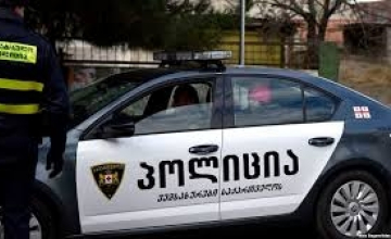 პოლიცია და საჯარიმოს მეპატრონე შეკრულები არიან - მოქალაქე ორი წელია მანქანას ვერ იბრუნებს
