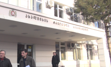 ნინოწმინდაში მოკლული ახალგაზრდა მამაკაცის საქმეზე ბრალდებული დაიკითხა