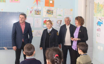 ასპინძის და ვალეს სკოლებში მანდატურები შევიდნენ