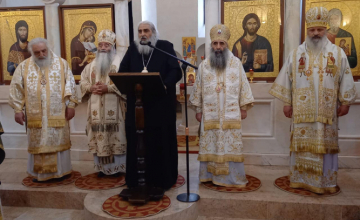 წმ.შალვა ახალციხელის ტაძარში  5 მიტროპოლიტი წირავს