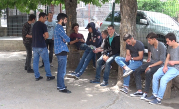 მე–11 კლასელთა სკოლის გამოსაშვები გამოცდები დაიწყო