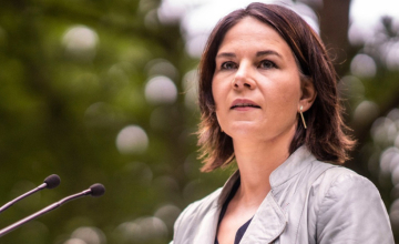 უნდა ვიმსჯელოთ გაწევრიანების პროცესის ოფიციალურად შეჩერებაზე - ანალენა ბერბოკი