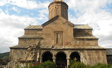 ზარზმობის დღესასწაულზე წირვა სამმა მიტროპოლიტმა აღავლინა