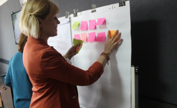 „სამცხე-ჯავახეთის მედია ცენტრის“ ტრენერები ახალციხეში ახალგაზრდებს შეხვდნენ 