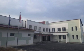 სამწლიანი ლოდინის შემდეგ არალში, სკოლა გაიხსნა