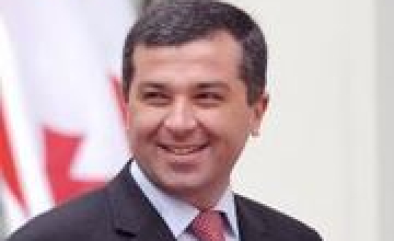 დავით ბაქრაძე: "ხელისუფლებისა და ოპოზიციის ვალდებულებაა, ერთმანეთთან  ჩხუბს თავი დავანებოთ და მივხედოთ გაჭირვებულ ადამიანებს"