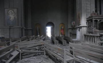 Եկեղեցիները Ադրբեջանի թիրախում. հարվածել են Շուշիի Ղազանչեցող եկեղուցուն