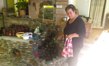 Կնոջ մասին, ով անցյալը տեղավորել է մեկ սենյակում