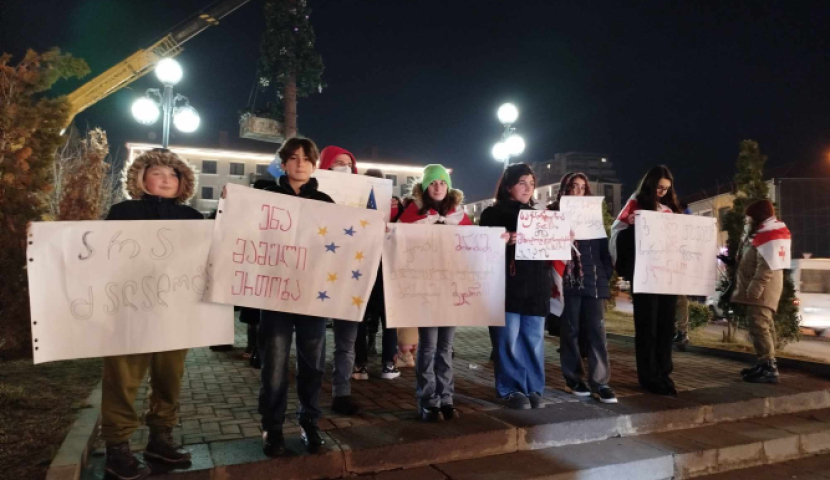 ახალციხეში პროტესტი გრძელდება, აქცია 18:00 საათზე გაიმართება